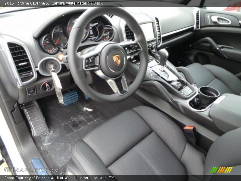 Black Interior - 2015 Cayenne S 