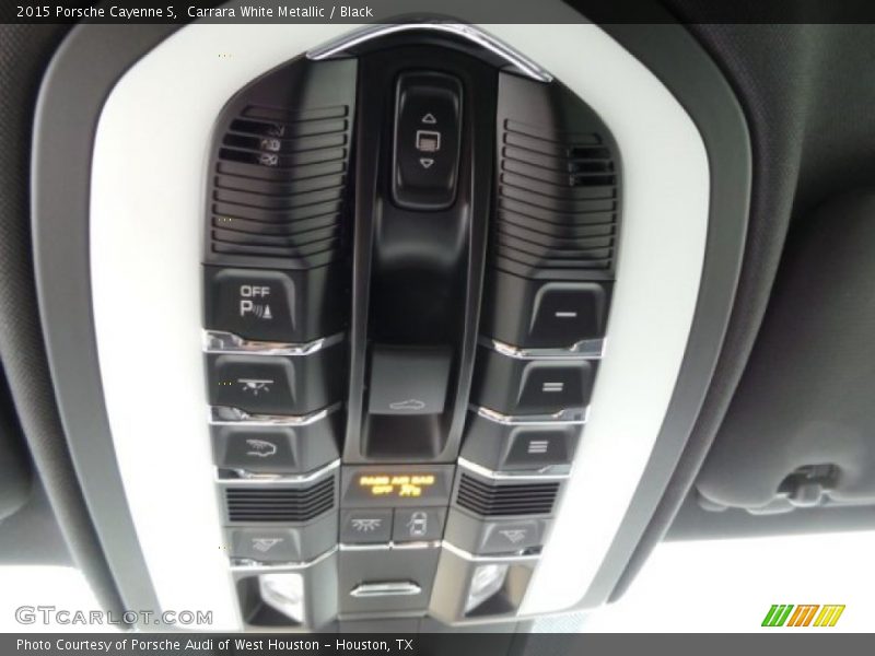 Controls of 2015 Cayenne S