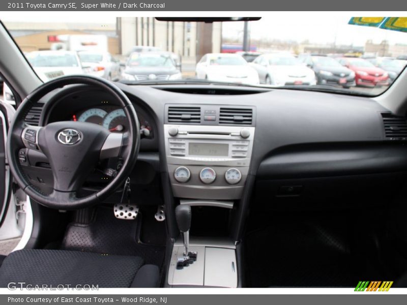 Super White / Dark Charcoal 2011 Toyota Camry SE