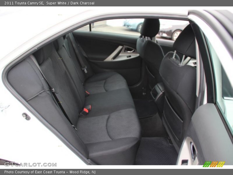 Super White / Dark Charcoal 2011 Toyota Camry SE