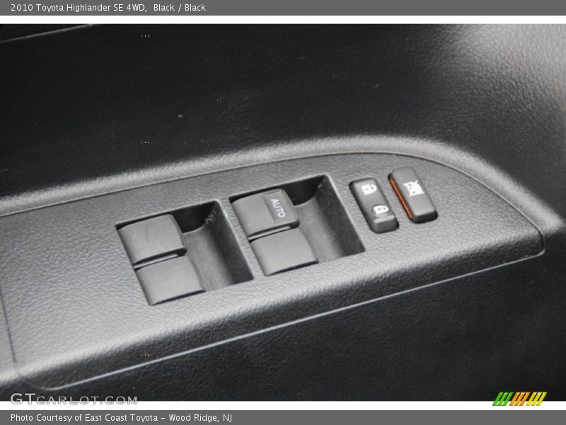 Black / Black 2010 Toyota Highlander SE 4WD