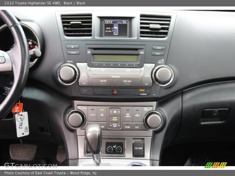 Black / Black 2010 Toyota Highlander SE 4WD