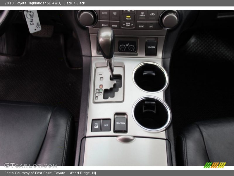 Black / Black 2010 Toyota Highlander SE 4WD