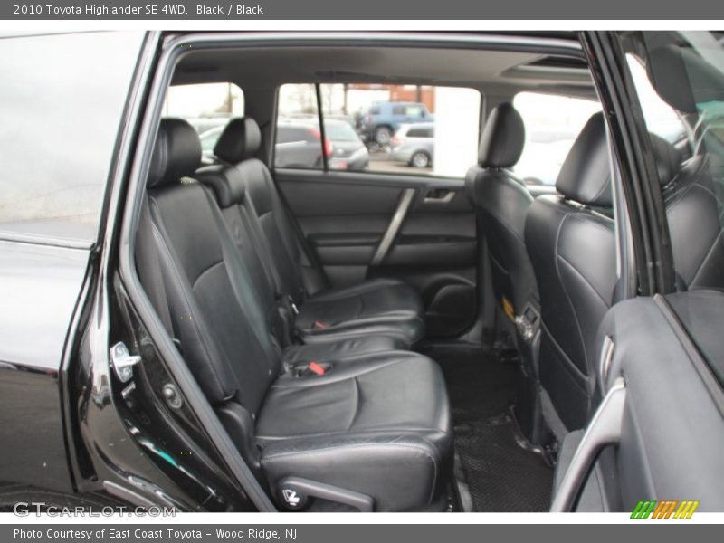 Black / Black 2010 Toyota Highlander SE 4WD