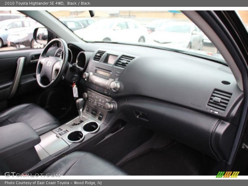 Black / Black 2010 Toyota Highlander SE 4WD