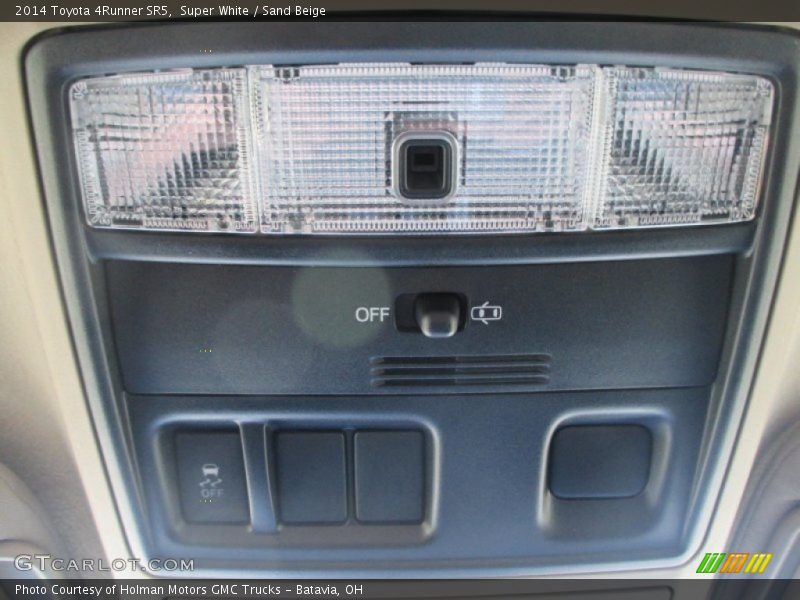 Super White / Sand Beige 2014 Toyota 4Runner SR5