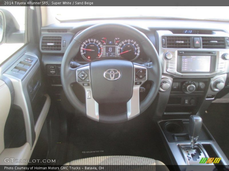 Super White / Sand Beige 2014 Toyota 4Runner SR5