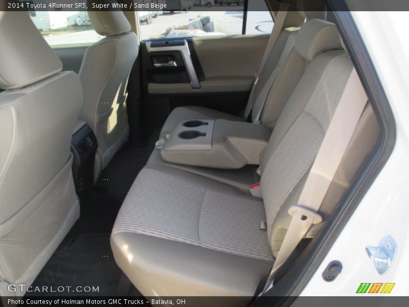 Super White / Sand Beige 2014 Toyota 4Runner SR5