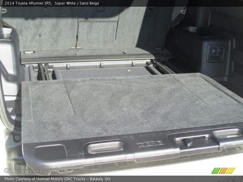 Super White / Sand Beige 2014 Toyota 4Runner SR5