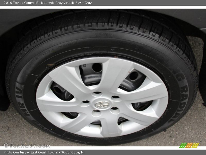 Magnetic Gray Metallic / Ash Gray 2010 Toyota Camry LE