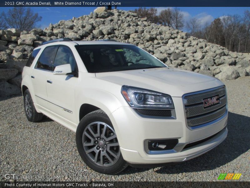 Front 3/4 View of 2013 Acadia Denali