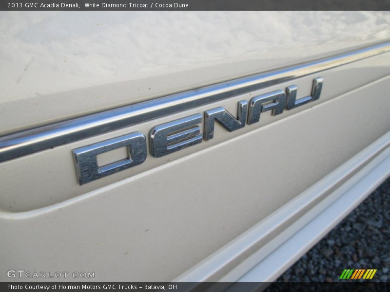 White Diamond Tricoat / Cocoa Dune 2013 GMC Acadia Denali