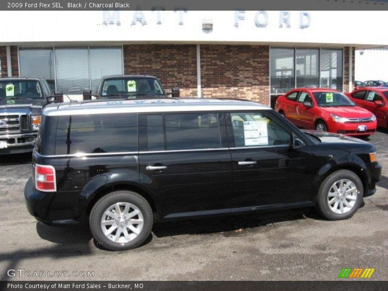 Black / Charcoal Black 2009 Ford Flex SEL