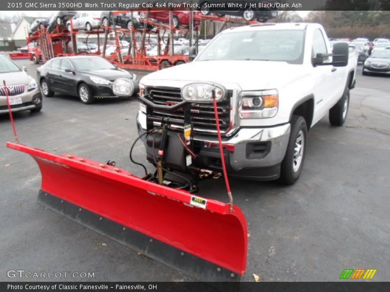 Front 3/4 View of 2015 Sierra 3500HD Work Truck Regular Cab 4x4 Plow Truck