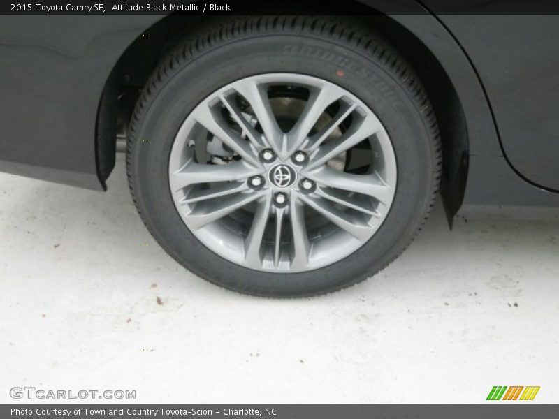 Attitude Black Metallic / Black 2015 Toyota Camry SE