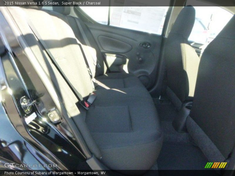 Super Black / Charcoal 2015 Nissan Versa 1.6 S Sedan