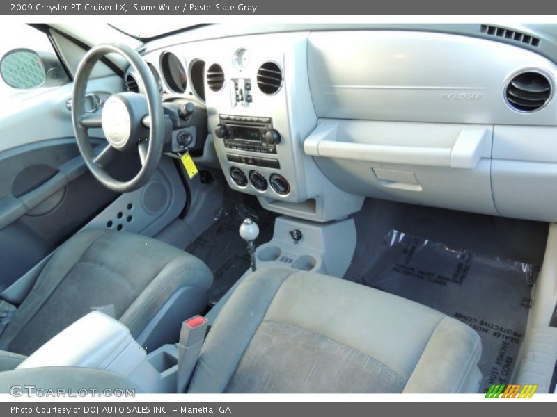 Dashboard of 2009 PT Cruiser LX