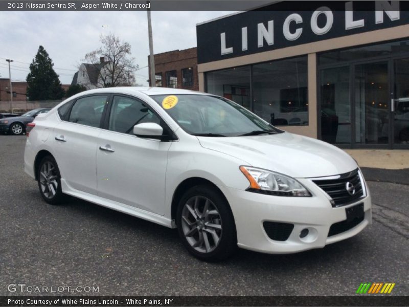 Aspen White / Charcoal 2013 Nissan Sentra SR