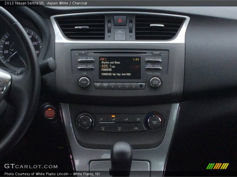 Aspen White / Charcoal 2013 Nissan Sentra SR