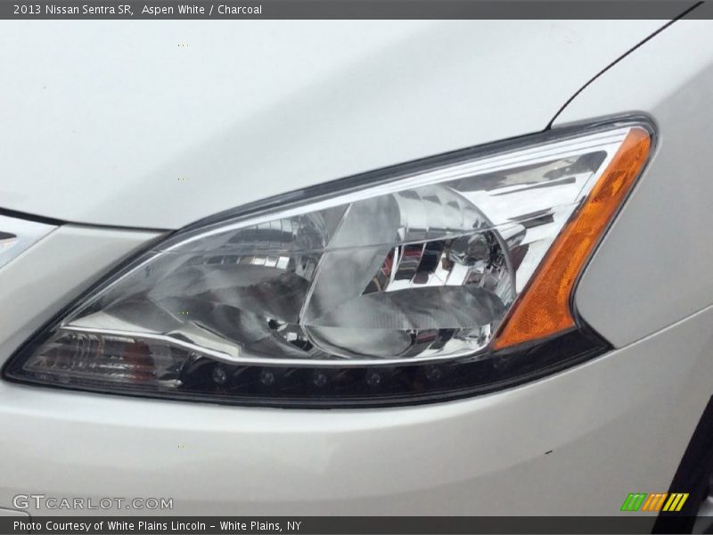 Aspen White / Charcoal 2013 Nissan Sentra SR