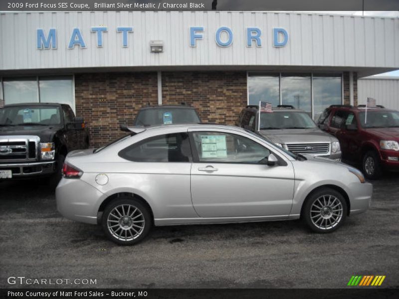 Brilliant Silver Metallic / Charcoal Black 2009 Ford Focus SES Coupe