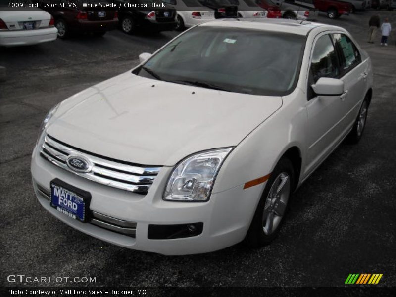White Suede / Charcoal Black 2009 Ford Fusion SE V6