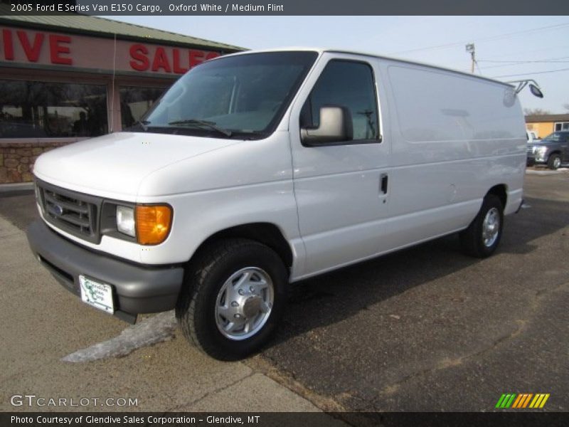Oxford White / Medium Flint 2005 Ford E Series Van E150 Cargo