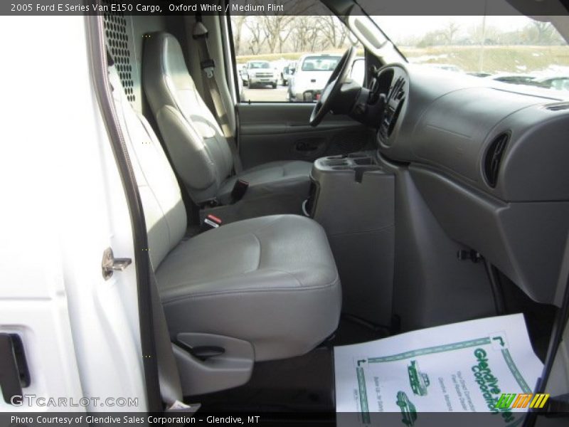 Oxford White / Medium Flint 2005 Ford E Series Van E150 Cargo