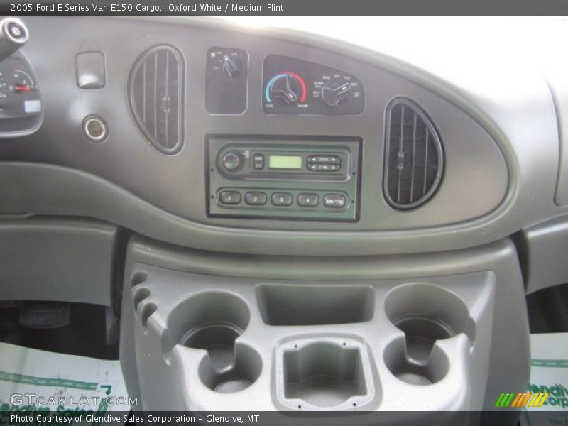 Oxford White / Medium Flint 2005 Ford E Series Van E150 Cargo