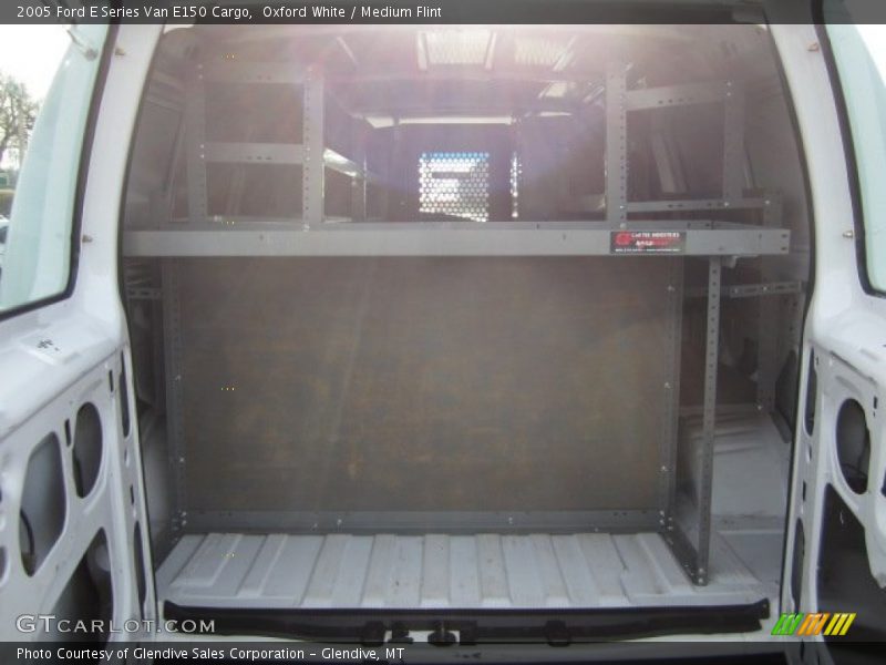Oxford White / Medium Flint 2005 Ford E Series Van E150 Cargo
