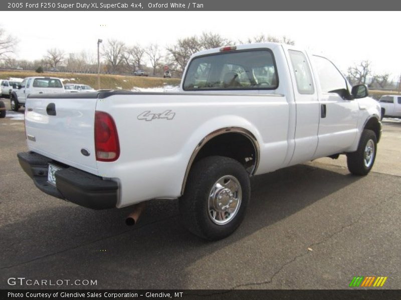 Oxford White / Tan 2005 Ford F250 Super Duty XL SuperCab 4x4