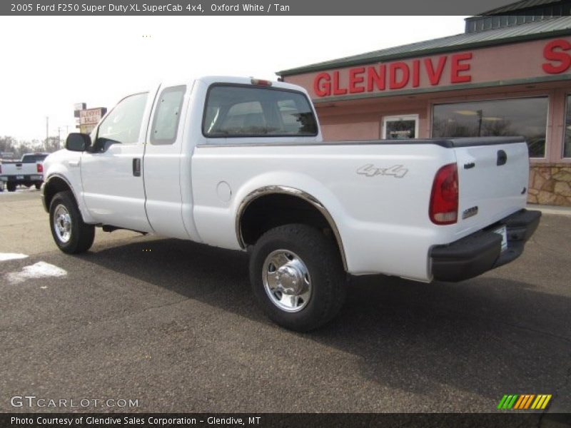 Oxford White / Tan 2005 Ford F250 Super Duty XL SuperCab 4x4