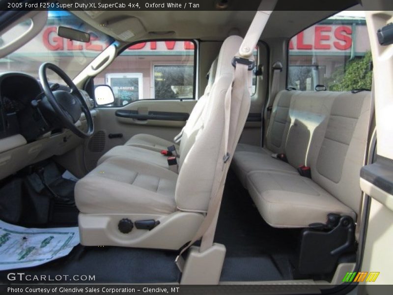 Oxford White / Tan 2005 Ford F250 Super Duty XL SuperCab 4x4