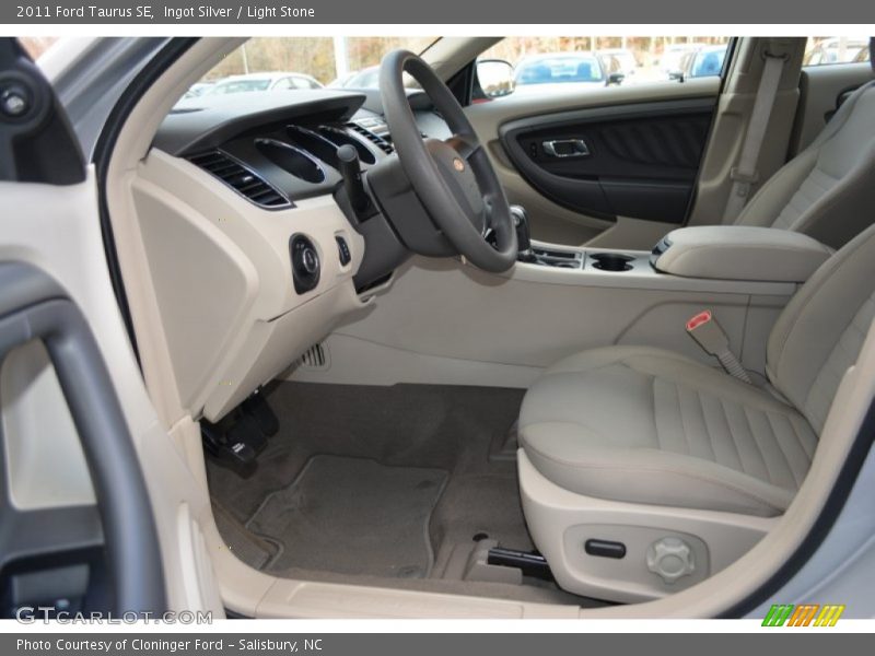 Ingot Silver / Light Stone 2011 Ford Taurus SE