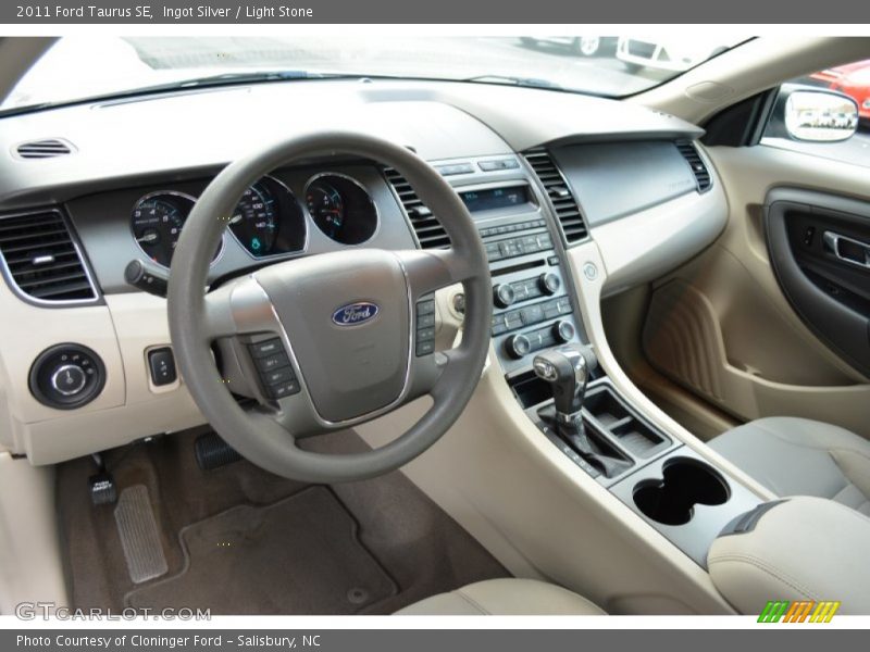 Ingot Silver / Light Stone 2011 Ford Taurus SE