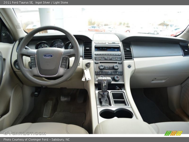 Ingot Silver / Light Stone 2011 Ford Taurus SE