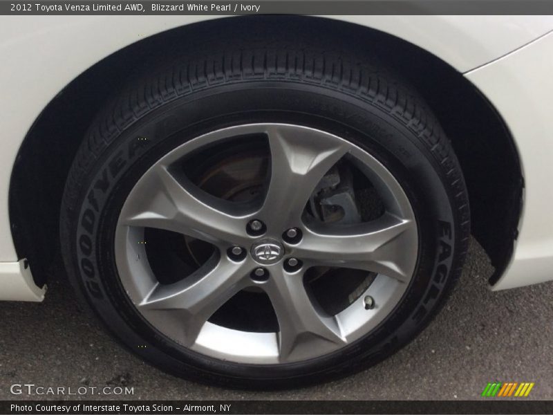 Blizzard White Pearl / Ivory 2012 Toyota Venza Limited AWD