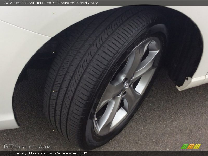 Blizzard White Pearl / Ivory 2012 Toyota Venza Limited AWD
