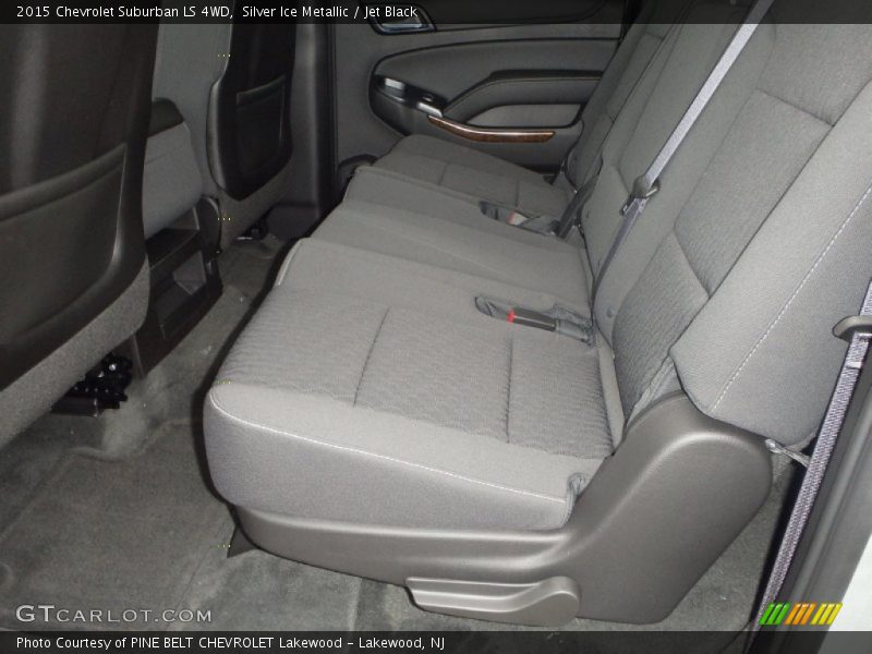 Silver Ice Metallic / Jet Black 2015 Chevrolet Suburban LS 4WD