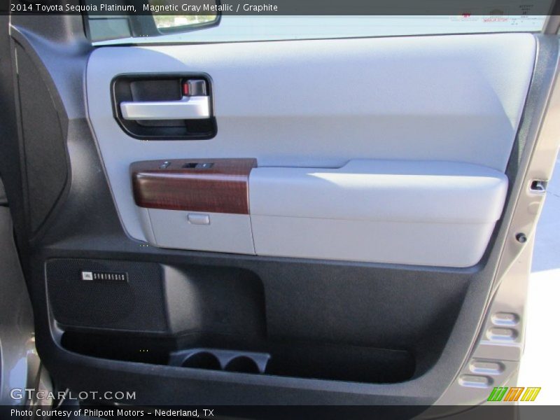 Magnetic Gray Metallic / Graphite 2014 Toyota Sequoia Platinum