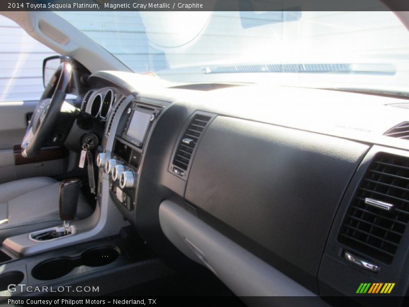 Magnetic Gray Metallic / Graphite 2014 Toyota Sequoia Platinum