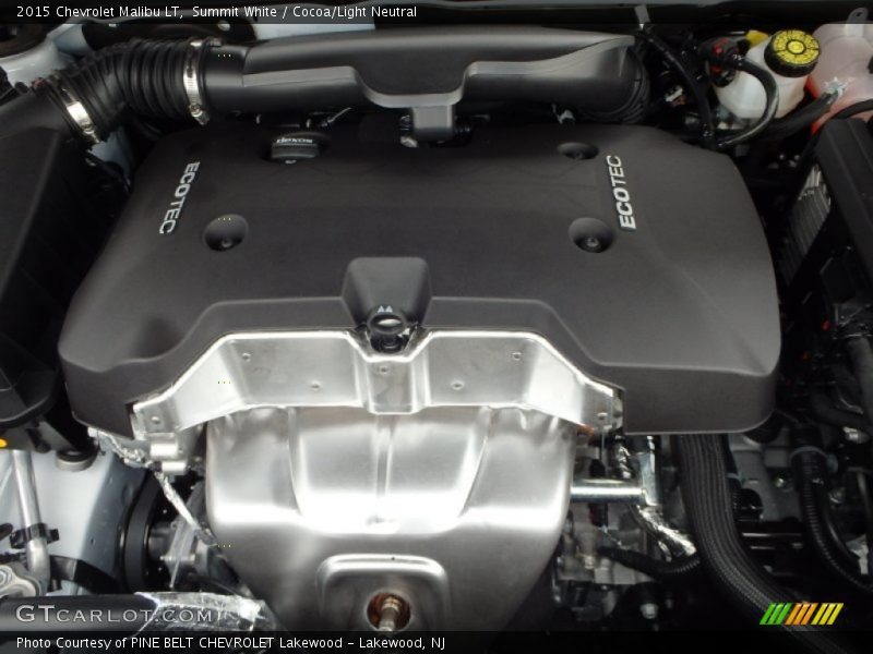 Summit White / Cocoa/Light Neutral 2015 Chevrolet Malibu LT