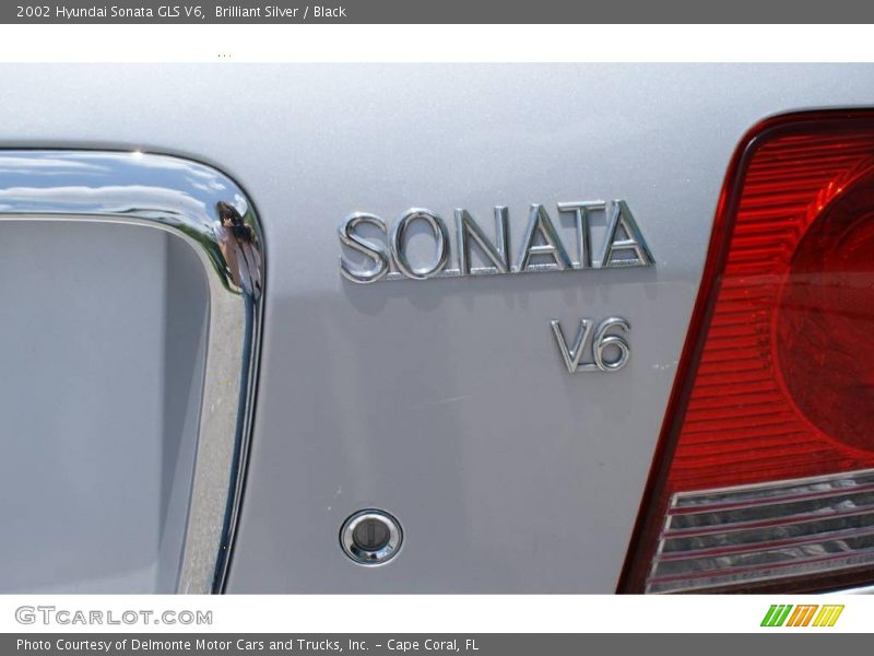 Brilliant Silver / Black 2002 Hyundai Sonata GLS V6