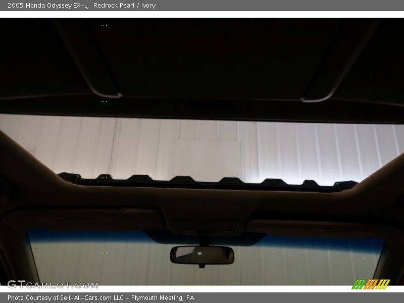Redrock Pearl / Ivory 2005 Honda Odyssey EX-L