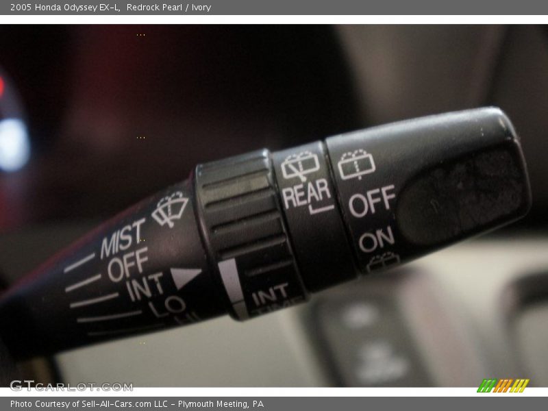 Redrock Pearl / Ivory 2005 Honda Odyssey EX-L