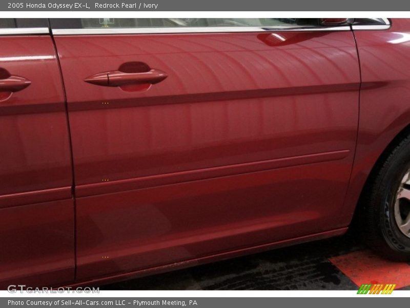 Redrock Pearl / Ivory 2005 Honda Odyssey EX-L
