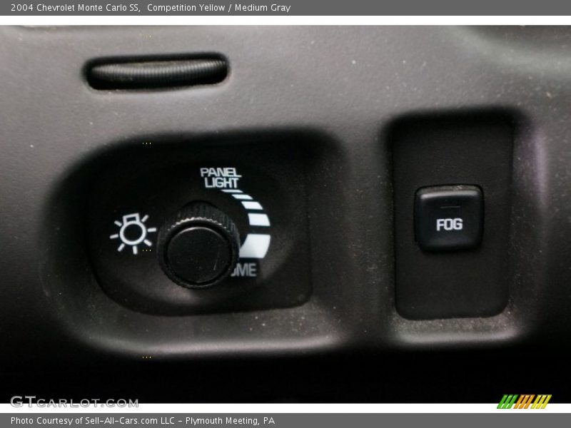 Competition Yellow / Medium Gray 2004 Chevrolet Monte Carlo SS