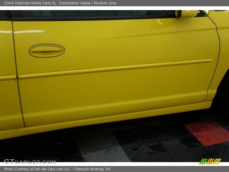 Competition Yellow / Medium Gray 2004 Chevrolet Monte Carlo SS