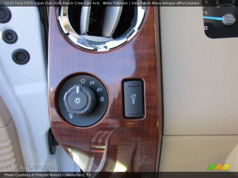 White Platinum / King Ranch Mesa Antique Affect/Adobe 2015 Ford F350 Super Duty King Ranch Crew Cab 4x4