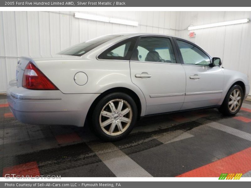 Silver Frost Metallic / Black 2005 Ford Five Hundred Limited AWD